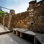 Apartment Traditional Stone Build Shale *