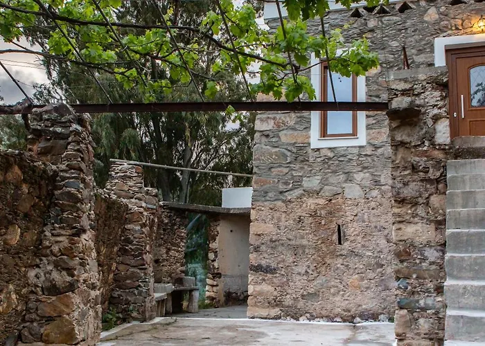 Apartment Traditional Stone Build Shale *