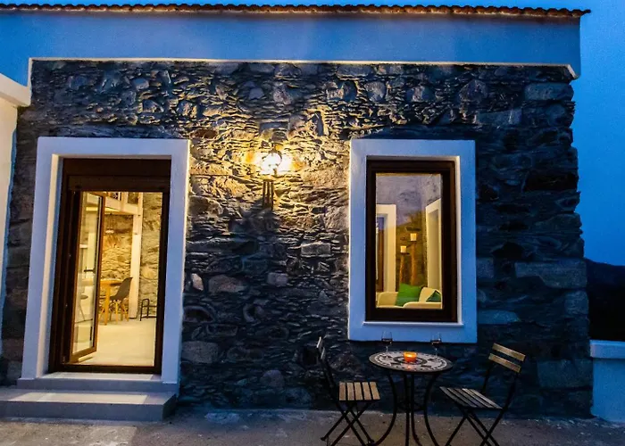 Apartment Traditional Stone Build Shale *