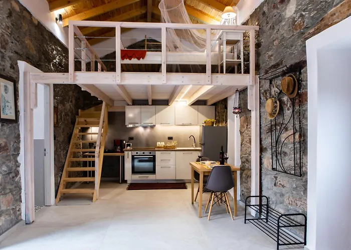 Traditional Stone Build Shale Apartment Voutas
